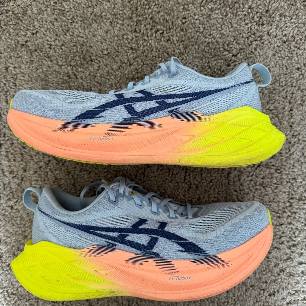 ASICS Running Men’s Superblast 2 size 10